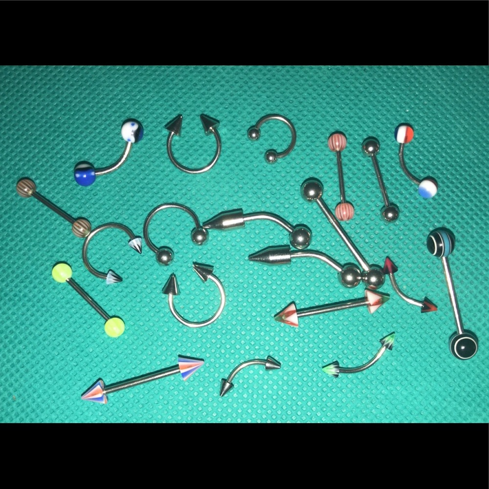 Metal piercings!! Never worn or worn once (clean)